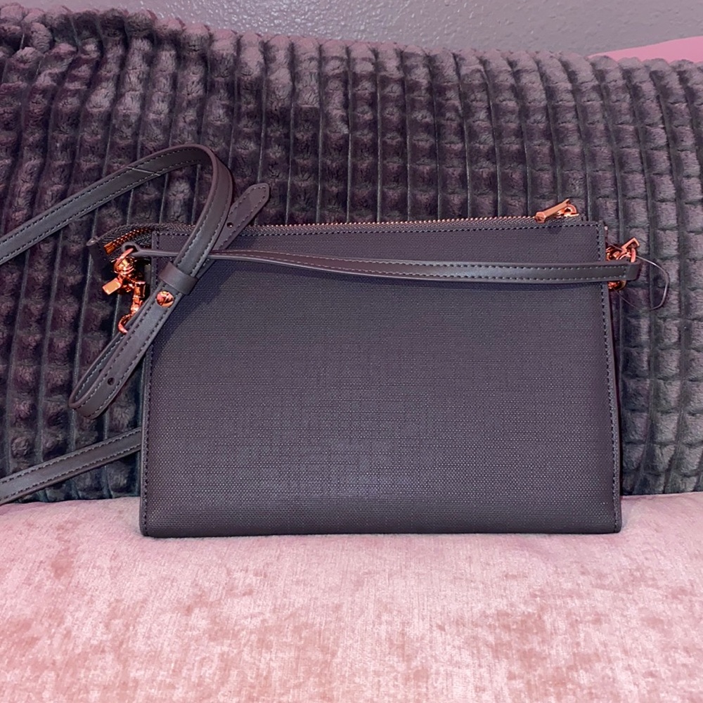 Grey crossbody bag